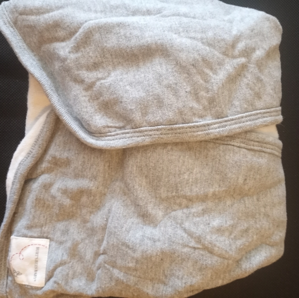 Baby BURT'S BEES Robe - Picture 2 of 3